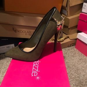 Olive and black pumps